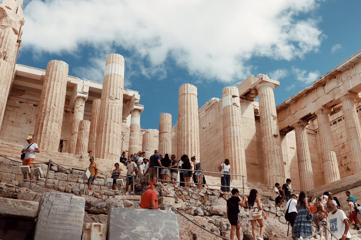 Archival study of Greek cultural texture