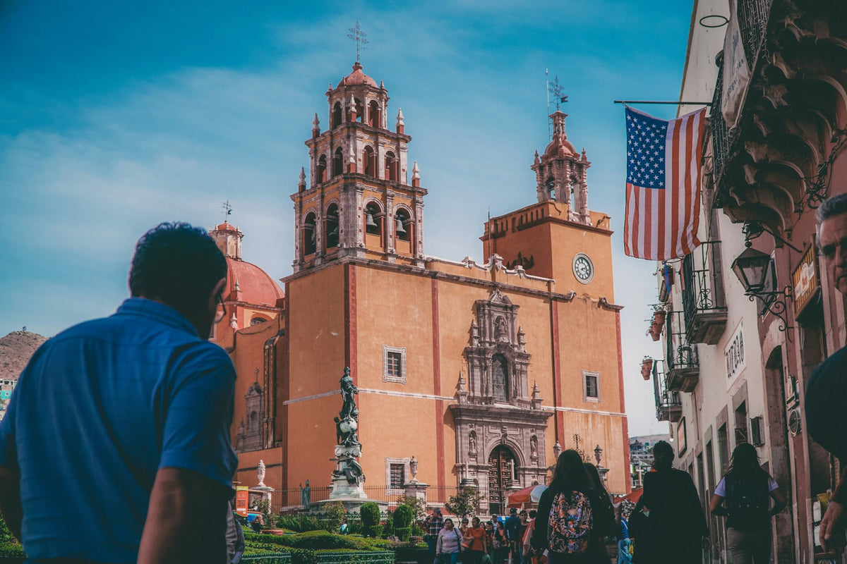 Archival study of Spanish cultural texture