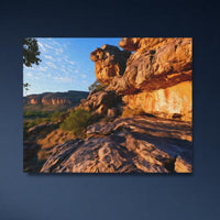 Ancient Sandstone Escarpment Views — close-up thumbnail