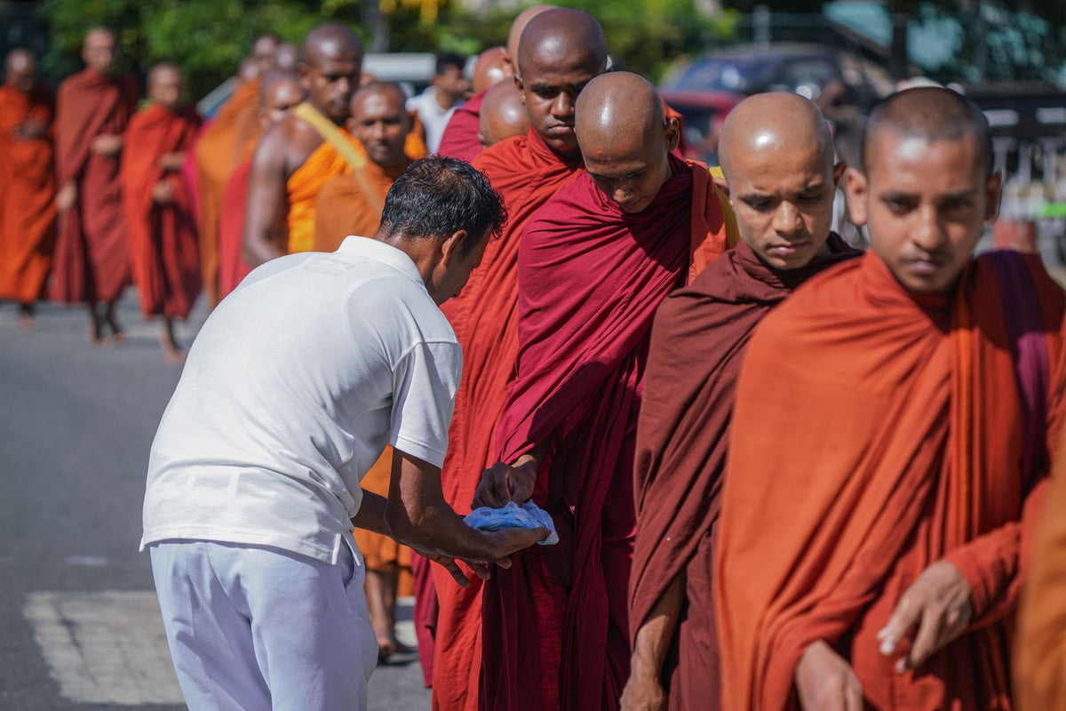 Archival study of Sinhala cultural texture