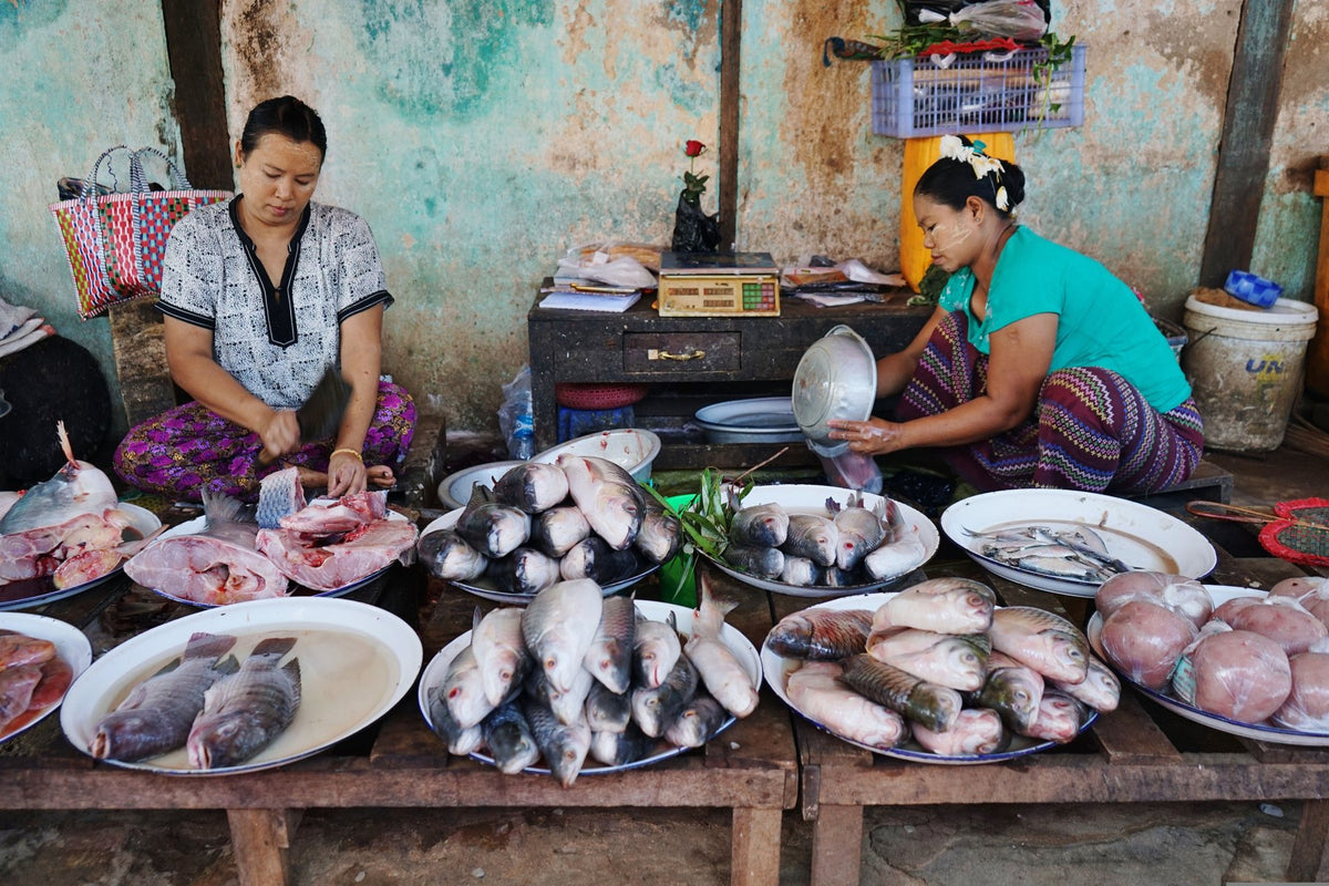 Archival study of Burmese (Myanmar) cultural texture