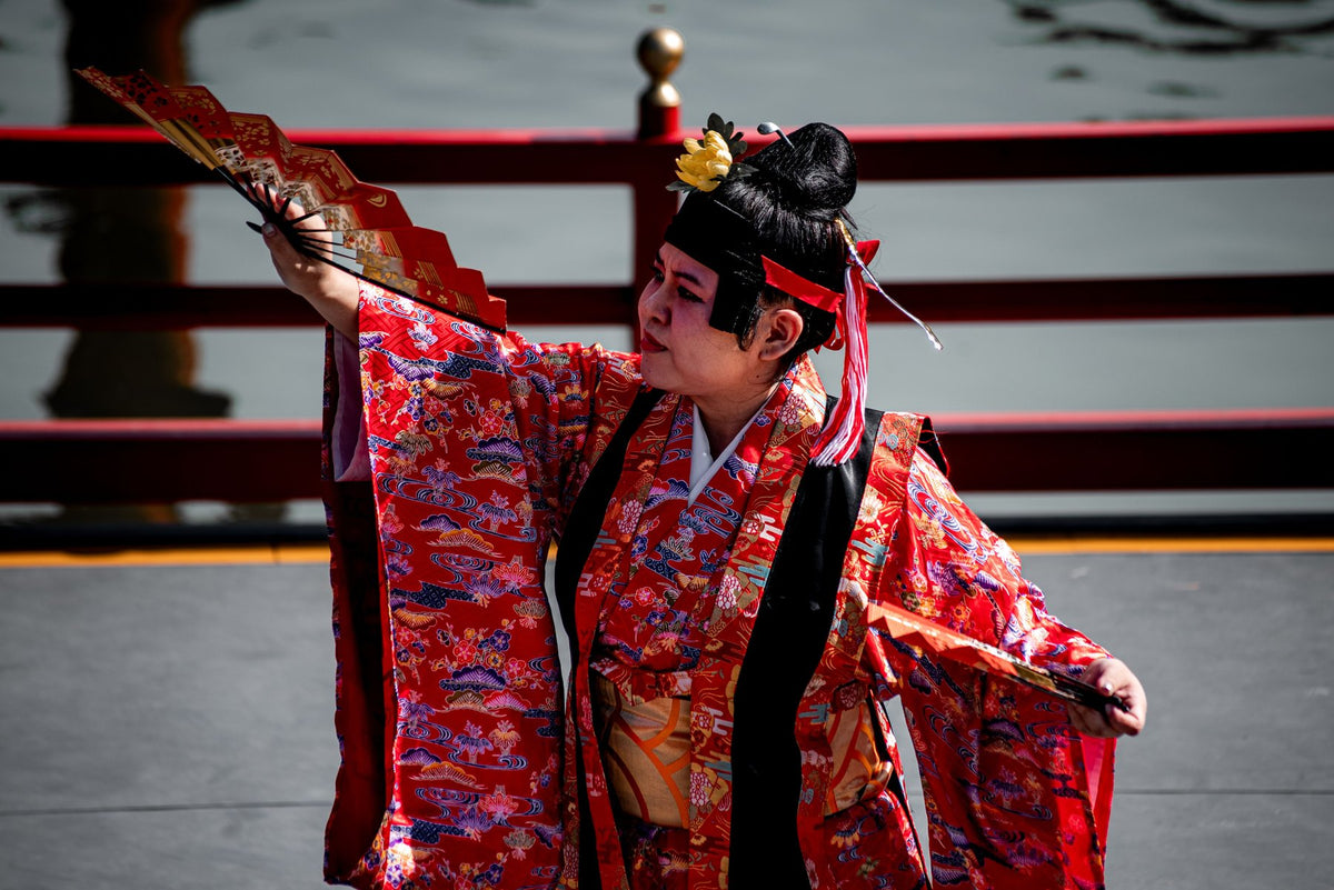 Archival study of Japanese cultural texture
