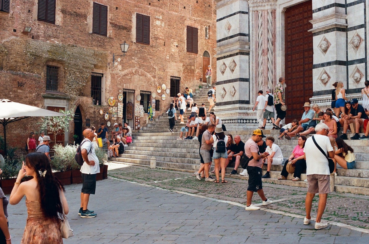 Archival study of Italian cultural texture