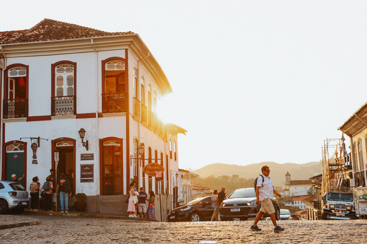Archival study of Portuguese cultural texture