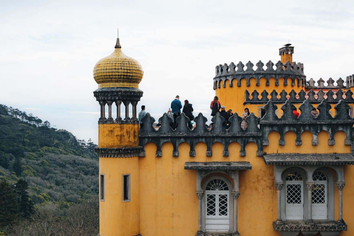 Archival study of Portuguese cultural texture