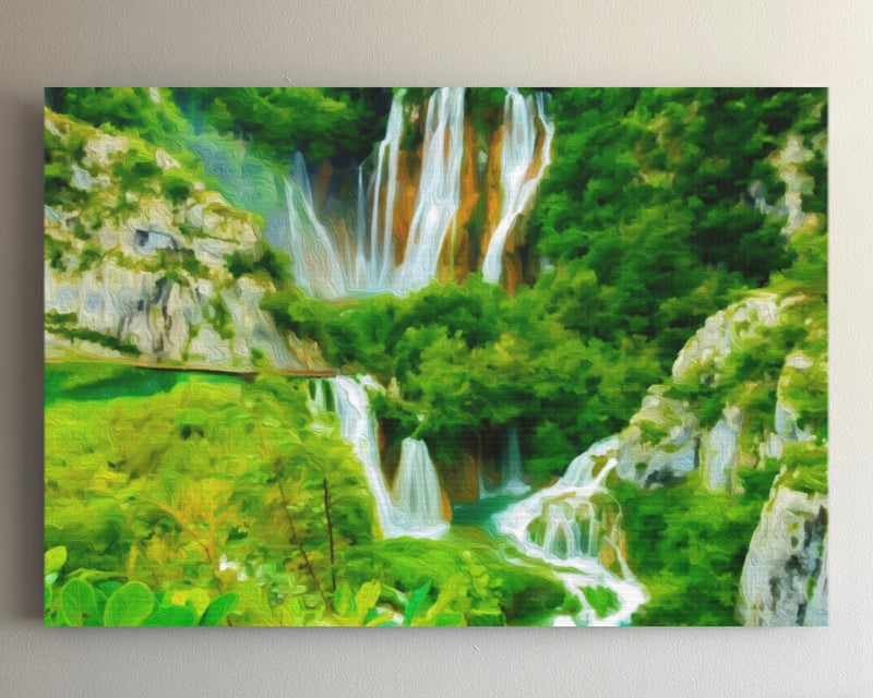 Veliki Slap Waterfall Canyon — Plitvice Lakes, Croatia