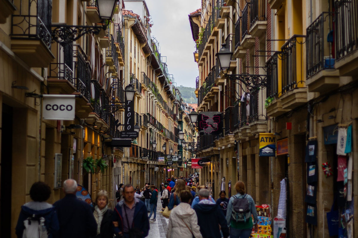 Archival study of Spanish (Castilian) cultural texture