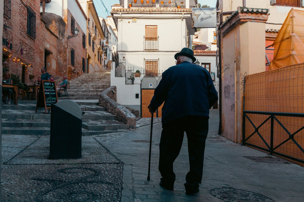Archival study of Spanish (Castilian) cultural texture