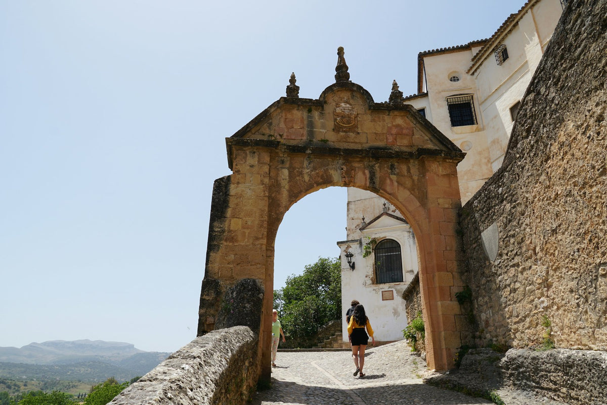 Archival study of Spanish cultural texture