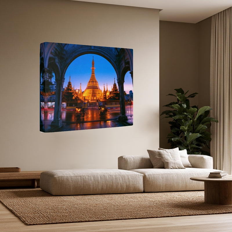 Sule Pagoda Yangon — Yangon, Myanmar, view 3